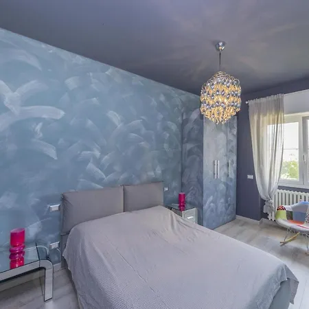 La Terrazza Sul Lago 韦尔巴尼亚